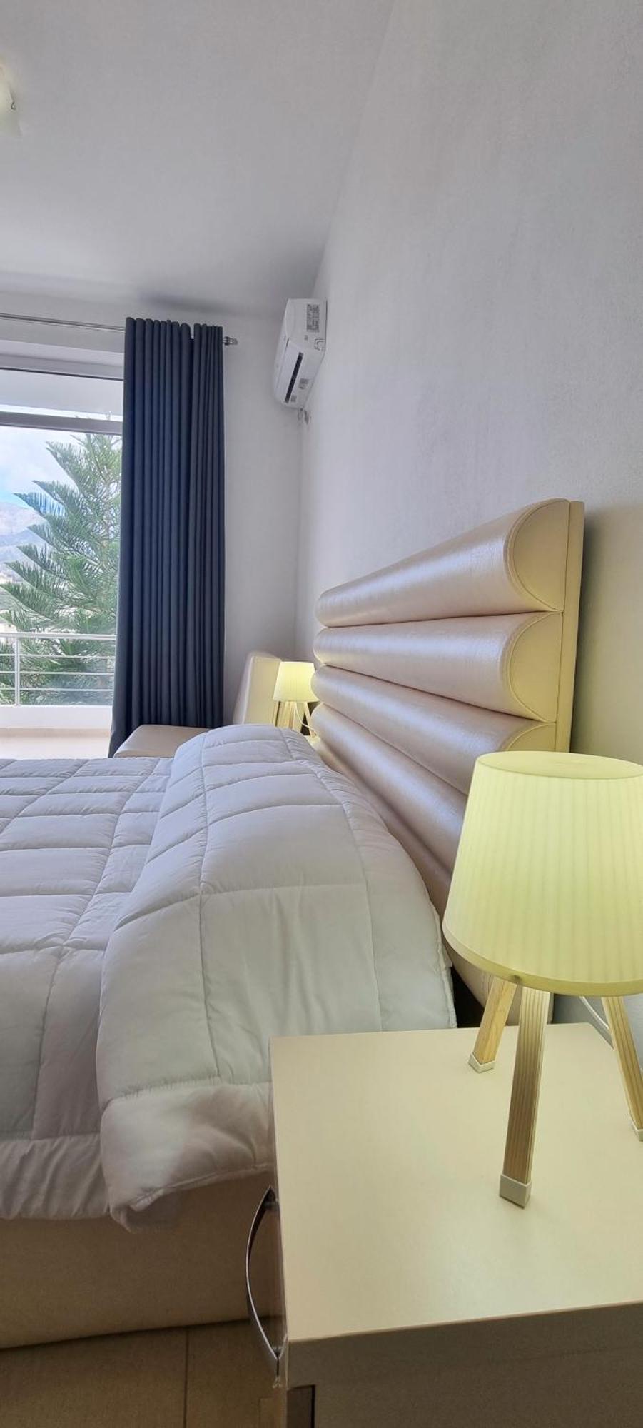 The Sunny Side Apartamento Himare Exterior foto